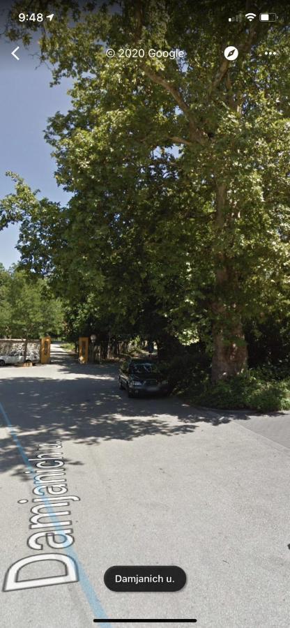 Platános Apartman Tata Exterior foto
